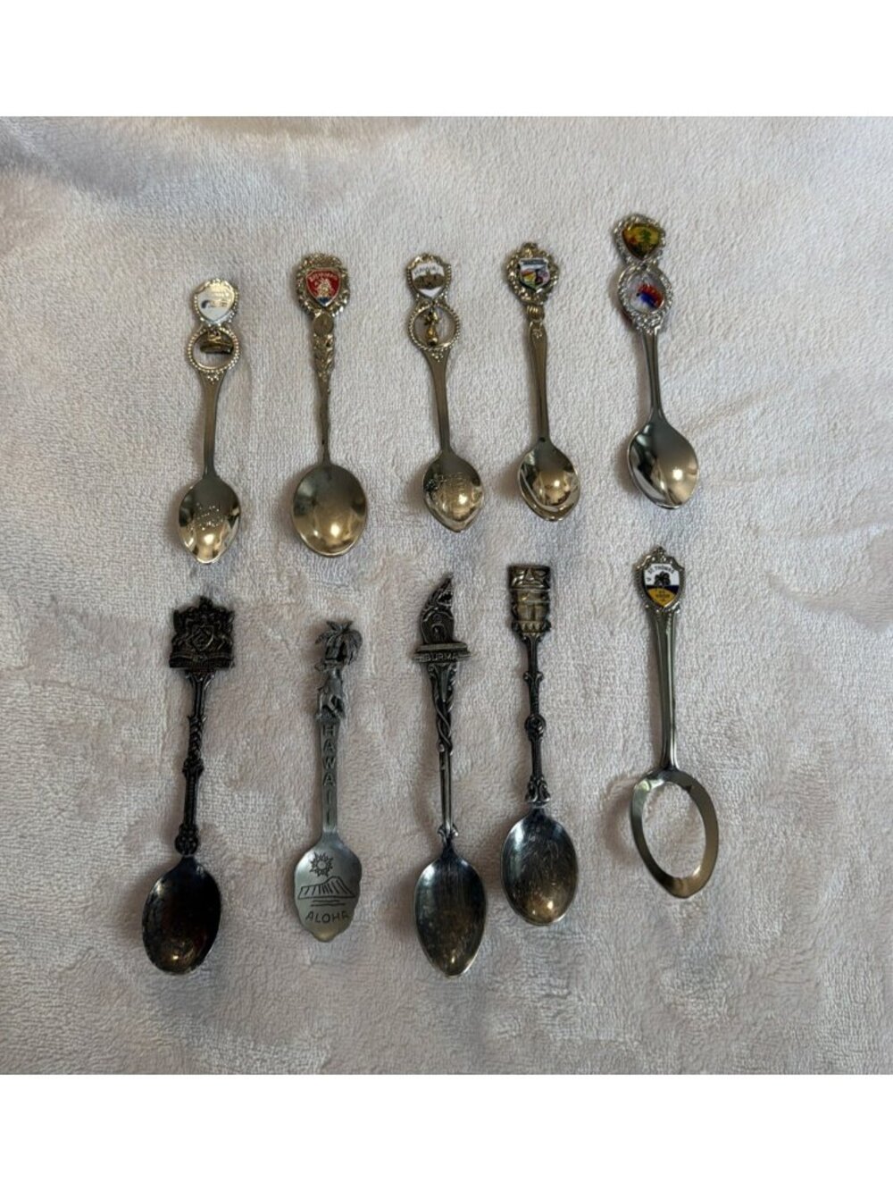 Lot 10 Souvenir Spoons Hawaii Aruba Bahamas Burma St Thomas Tahiti Palm Springs